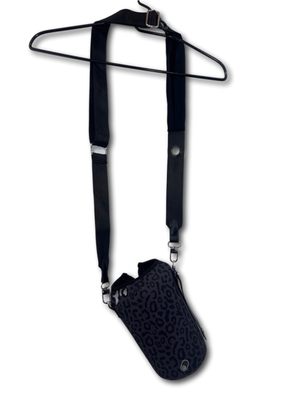 Water Bottle Carrier Crossbody Adjustable Strap Zip Pocket Black Leopard
